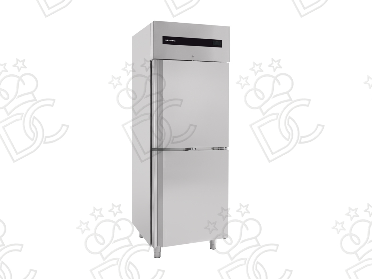 Refrigerator Freezer Cabinet 700L - Temperature: Negative - Working Temp.: -18/-22 °C - Line: Gastronomy