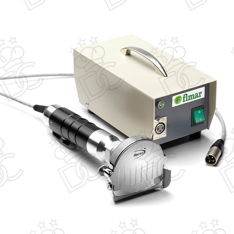 Professional electric knife with transformer, automatic motor power adjustment, Ø80mm blade