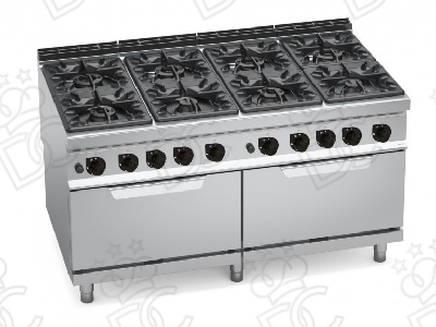 Cucina a gas 8 fuochi su 2 forni a gas GN2/1