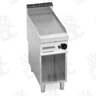 Gas fry-top half module with smooth stainless steel plate